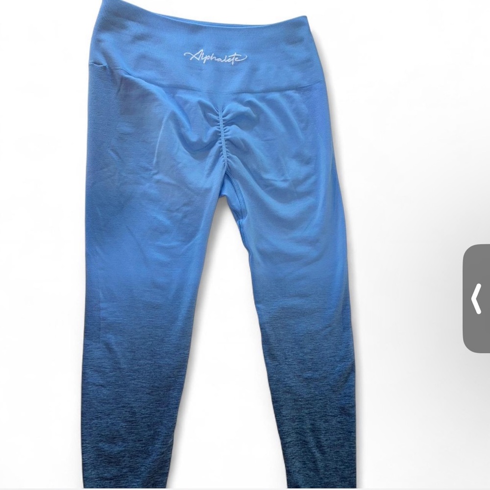 Alphalete ombre blue leggings size medium